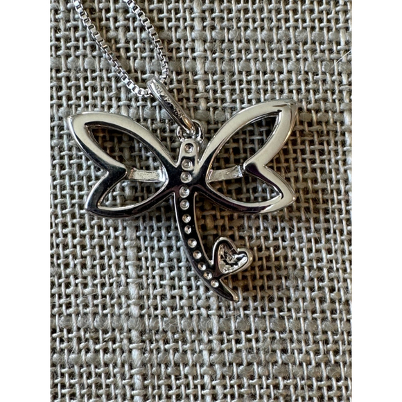 Dragonfly necklace with natural mined diamonds - Picture 5 of 8